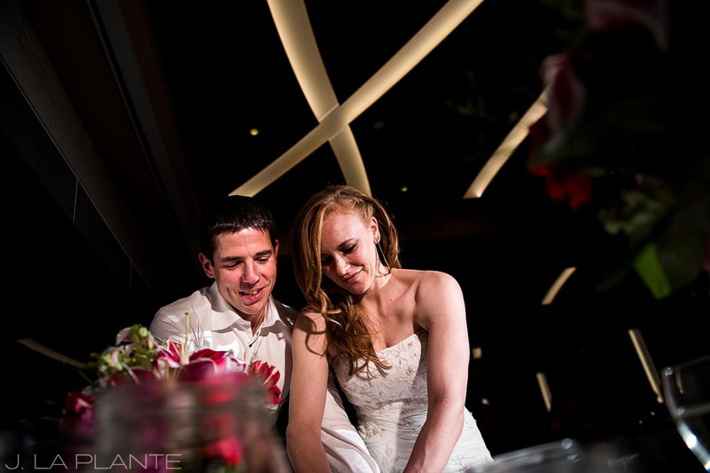Mount Vernon Country Club Wedding | Cake cutting | Denver wedding photographer | J La Plante Photo