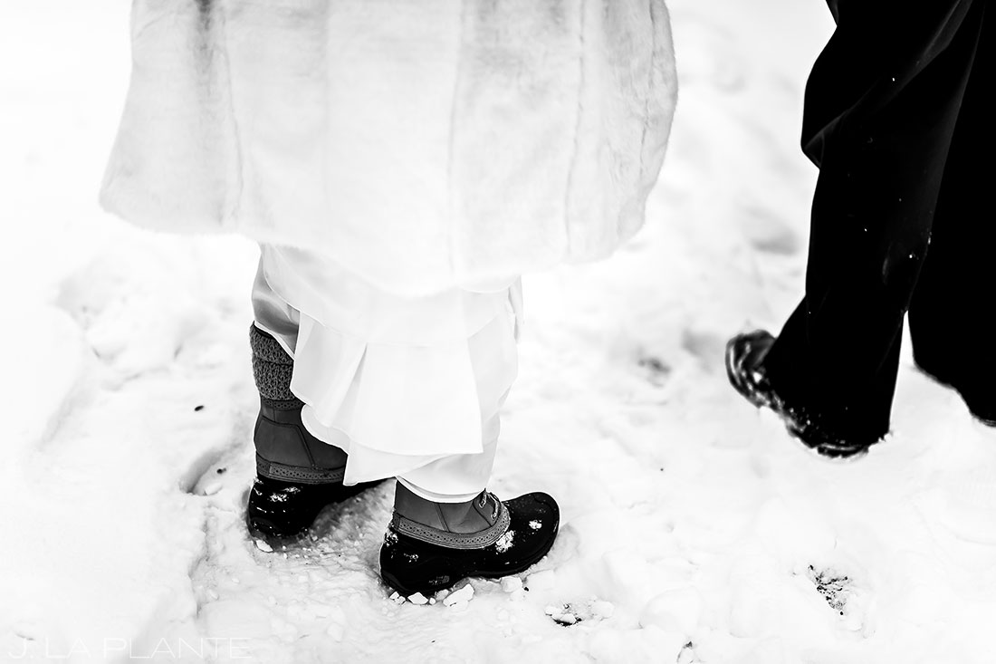 Bride and groom in snow | Estes Park Winter Wedding | Rocky Mountain Wedding Photographer | J La Plante Photo