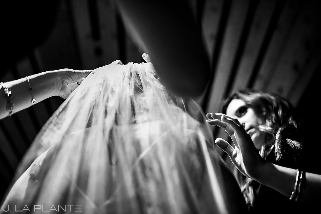 Bride Getting Ready | Breckenridge Wedding | Breckenridge Wedding Photographer | J. La Plante Photo