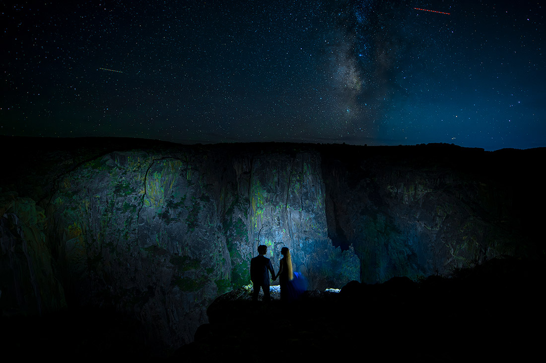 engagement session under the stars in Colorado