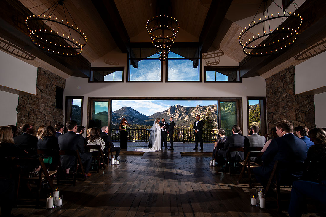 best wedding photos of 2023 Black Canyon Inn wedding ceremony