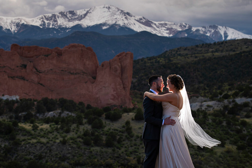 portrait of bride and groom at Pikes Peak